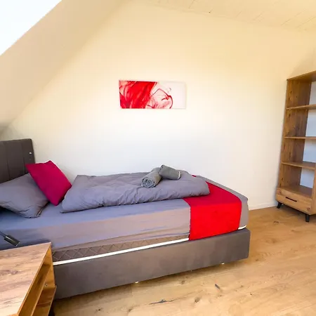 Serviceroom24 - 3 In Wlan - Smart-tv - 24-7 Check-in Und Kueche Apartmán *