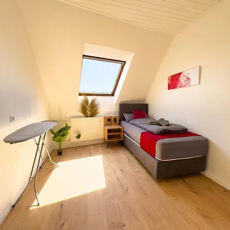 Serviceroom24 - 3 In Wlan - Smart-tv - 24-7 Check-in Und Kueche דירה אוברהאוזן