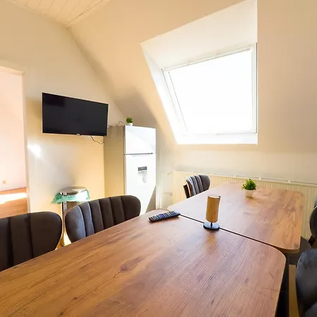 Serviceroom24 - 3 In Wlan - Smart-tv - 24-7 Check-in Und Kueche *